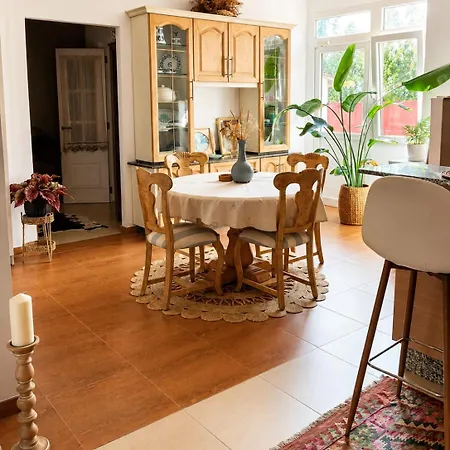 Marina Apartment Cambre