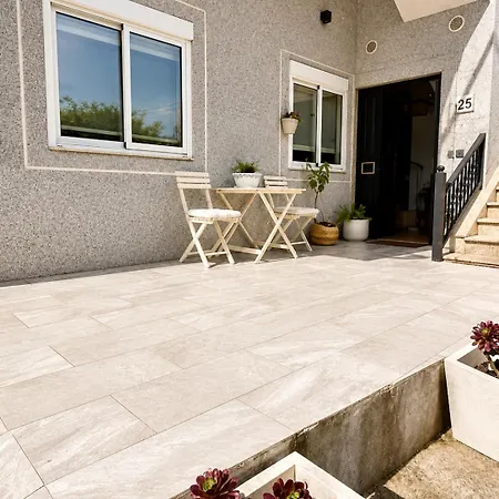 Marina Apartment Cambre